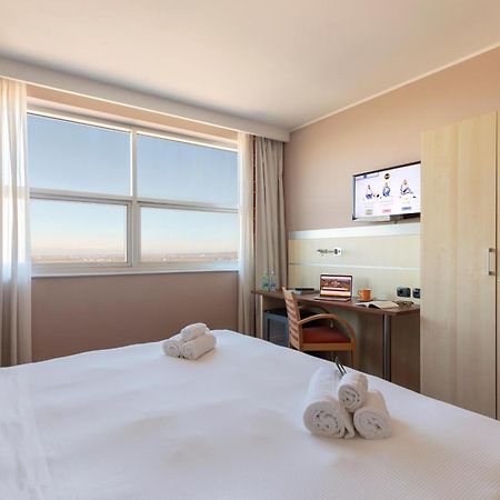B&B Hotel Cherasco Langhe Zewnętrze zdjęcie