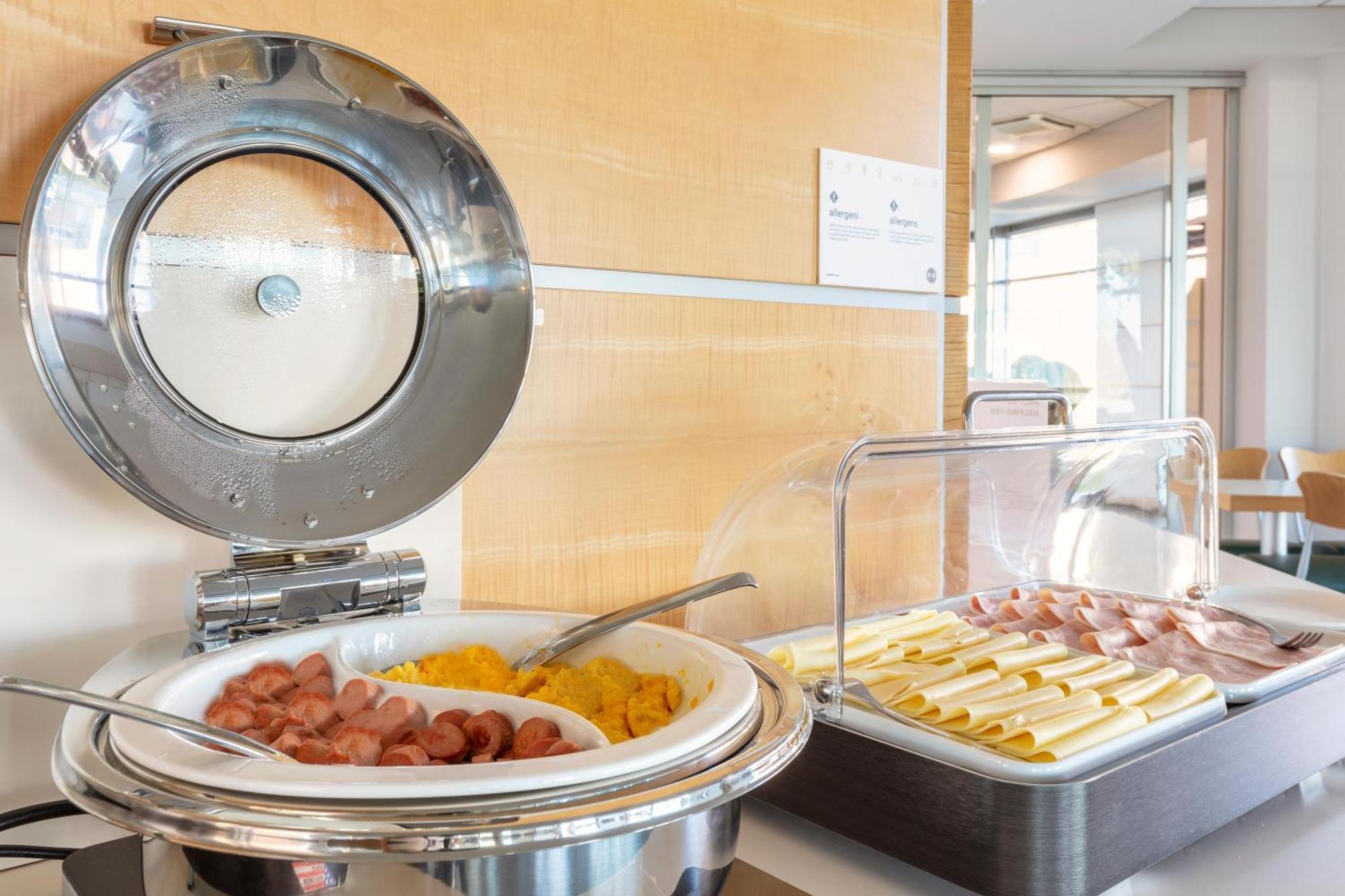 B&B Hotel Cherasco Langhe Zewnętrze zdjęcie