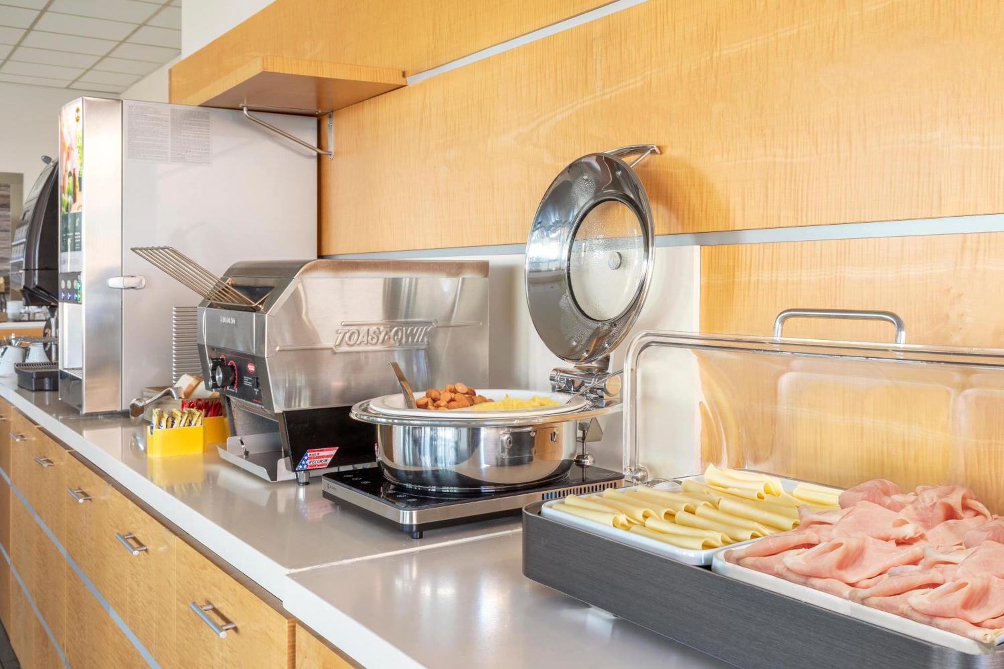 B&B Hotel Cherasco Langhe Zewnętrze zdjęcie